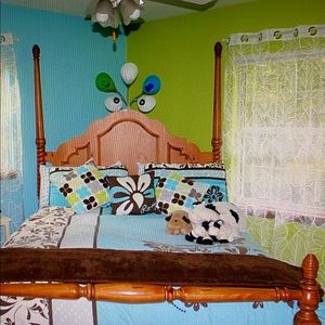 Roxy 5 piece Full/Queen Bedding “Julia”